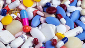 వార్‌ ఎఫెక్ట్‌.. పెరగనున్న మెడిసిన్‌ ధరలు?
