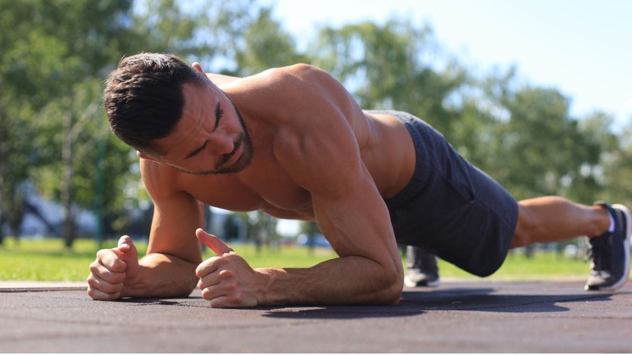 60 Seconds Plank Challenge: రోజుకు ఒక్క నిమిషం చాలు.. మీ శరీరాకృతిని మార్చేసే ‘మ్యాజిక్’ వ్యాయామం!
