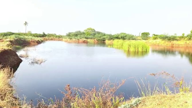 స్నేహితులంతా సరదాగా ఈతకు వెళ్లారు.. ఆ తర్వాత ఏం జరిగిందంటే..