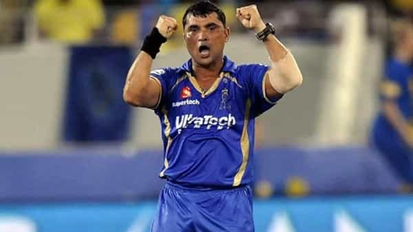 Cricket Records : క్రికెట్ చరిత్రలోనే అసంభవం.. కేవలం 2 బంతుల్లోనే హ్యాట్రిక్ కొట్టిన మ్యాజిక్ స్పిన్నర్