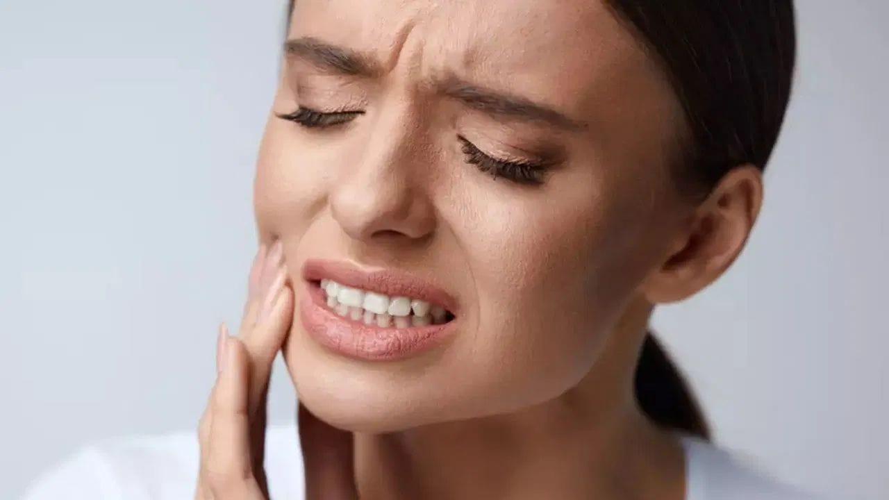 Dental Problems: పంటి నొప్పి పీడిస్తోందా.. ఈ 4 చిట్కాలు పాటిస్తే మళ్లీ మీ దరిచేరదు!
