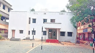 Indian Railways: ఏపీకి రైల్వేశాఖ తీపికబురు.. నాలుగు మెగా టెర్మినల్స్ నిర్మాణానికి గ్రీన్ సిగ్నల్.. ఎక్కడెక్కడంటే..?