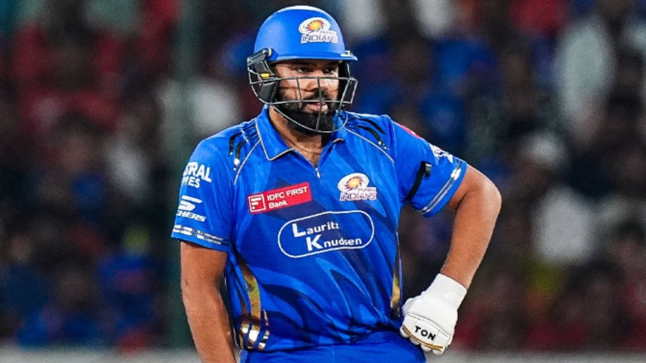 ఈ ప్రశ్నకు సమాధానమిచ్చిన ముంబై ఇండియన్స్ హెడ్ కోచ్ మహేల జయవర్ధనే మాట్లాడుతూ, 'ఈసారి రోహిత్ శర్మ ఆట కేవలం ప్రభావం చూపే ఆటగాడికే పరిమితం కాదు. దానికి బదులుగా, అతను చాలా ఐపీఎల్ మ్యాచ్‌లలో మైదానంలో కనిపిస్తాడు.' అని అన్నారు. ఇది రోహిత్ అభిమానుల ఆనందాన్ని రెట్టింపు చేసింది.