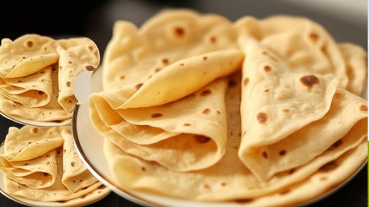 రెండో వైపు కూడా లేత గోధుమ రంగు వచ్చేవరకు వేయించాలి. రోటీ సిద్ధమైన తర్వాత, దానిని పాన్ నుండి తీసి, నాలుగు భాగాలుగా మడిచి వేడిగా ప్లేట్‌లోకి సర్వ్ చేసుకోవాలి. దాని పక్కకు వెజ్ లేదా నాన్‌వెజ్ కర్రీ పెట్టుకొని తింటే ఆ టేస్ట్ అదిరిపోతుంది అంతే(Note: పైన పేర్కన్న అంశాలు ఇంటర్నెట్, నివేదికల ఆధారంగా మాత్రమే అందించబడినవి.. వీటిని టీవీ9 దృవీకరించట్లేదు. వీటిపై మీకు ఏవైనా సందేహాలు ఉంటే నిపుణులను సంప్రదించండి