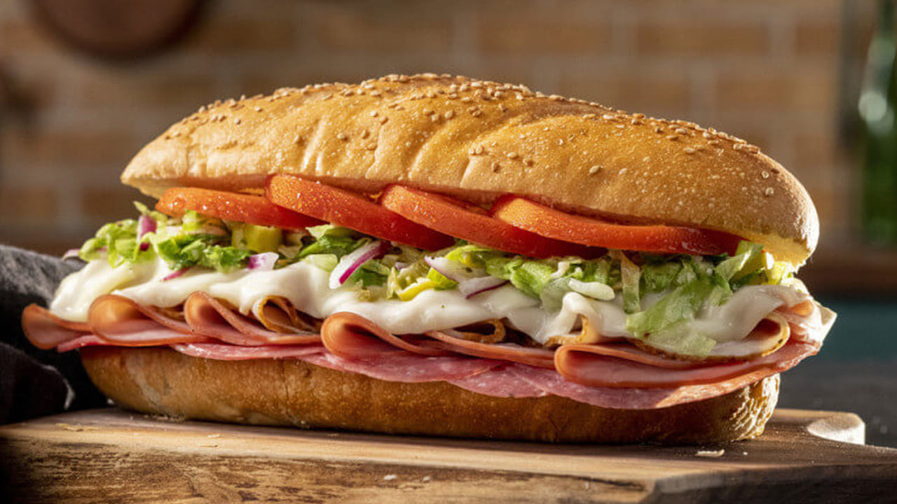 రోజంతా ఉత్సహంగా, శక్తి వంతంగా ఉండాలంటే.. అది ఉదయం పూట మీరు తీసుకునే బ్రేక్‌ఫాస్ట్‌పై ఆధారపడి ఉంటుంది. ఉదయం పూట ఏమి తింటారనే దానిపై రోజంతడి ఆరోగ్యం ఆధారపడి ఉంటుందన్నమాట. 