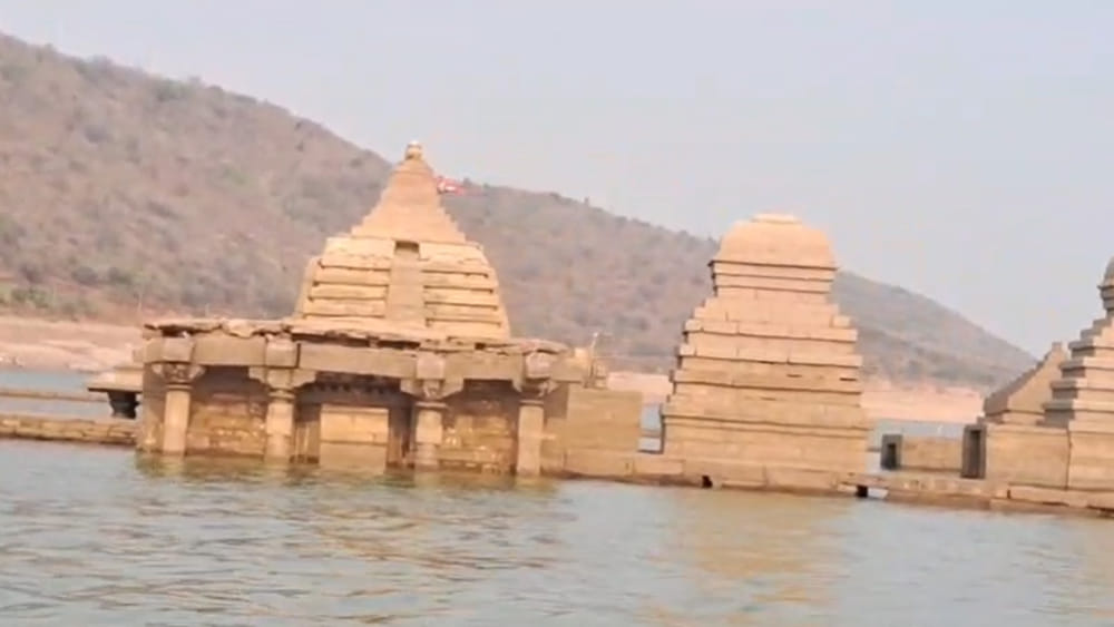 సప్తనదుల సంగమేశ్వరుడు.. జల గర్భం నుంచి బయటపడిన మహా శివాలయం!