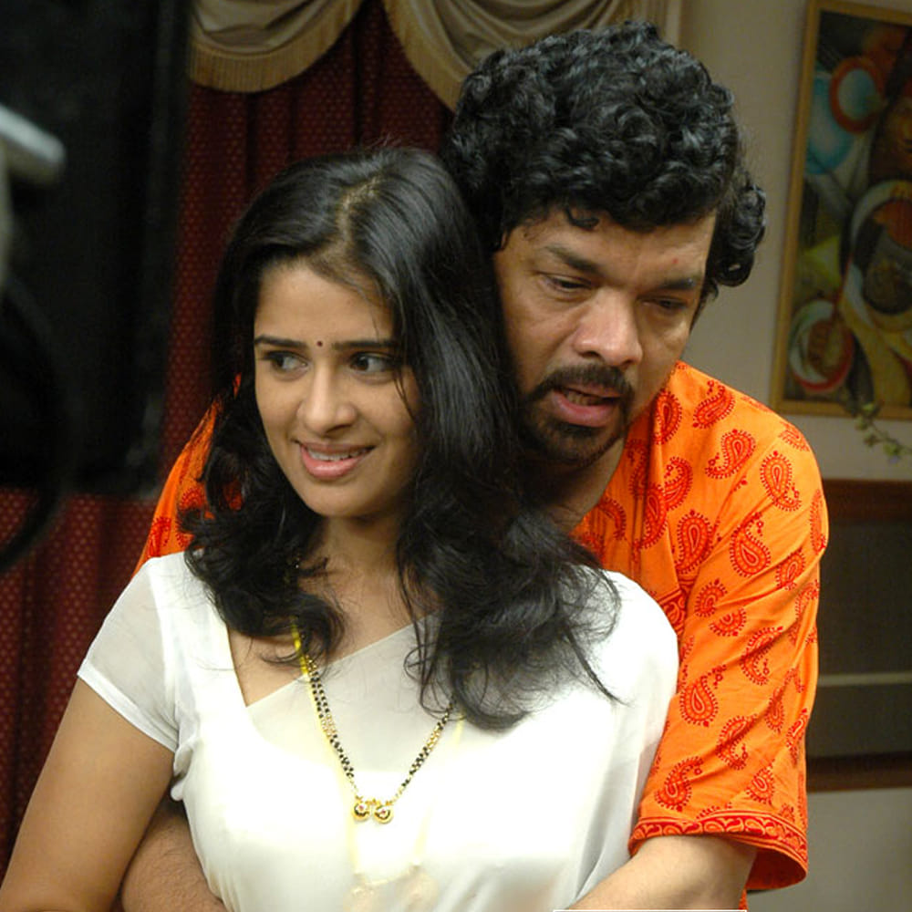 కొంతకాలం సినిమాలకు దూరంగా ఉన్న తర్వాత, తిరిగి నెమ్మదిగా క్యారెక్టర్ రోల్స్ చేయడం ప్రారంభించానని, కొన్ని ప్రాముఖ్యత కలిగిన పాత్రలు కూడా తనకు లభించాయని తెలిపారు. సినిమా విజయం ఆర్టిస్టుల చేతుల్లో ఉండదని, కేవలం తమ వంతు కృషి మాత్రమే చేయగలమని ఆమె అన్నారు. సత్య కృష్ణన్ను నటిగా పెట్టుకుంటే ఎలాంటి ఇబ్బందులు ఉండవని అనిపించుకుంటే చాలని ఆమె తన అభిప్రాయాన్ని వ్యక్తం చేశారు.