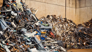 Chicken Prices: మాంసం ప్రియులకు బ్యాడ్‌న్యూస్‌.. కిలో చికెన్‌ ధర రూ.400