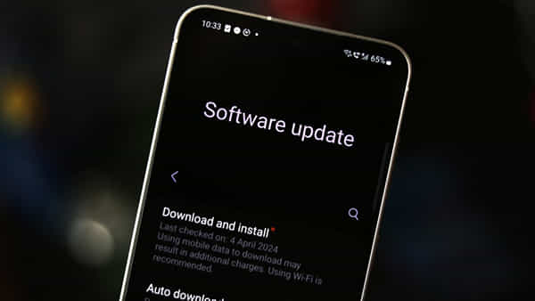 ఫోన్ సాఫ్ట్వేర్ అప్డేట్ చేయడం లేదా? అయితే నష్టపోవడానికి రెడీ అయిపోండి!