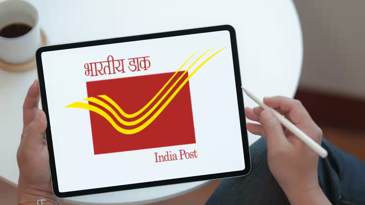 వ్యాపారులకు అదనపు సౌకర్యాలు: ఈ సేవ వ్యాపారాలకు అదనపు ఫీచర్లను కూడా అందిస్తుంది. వీటిలో ఇప్పుడు కొనండి తర్వాత చెల్లించండి బిల్లింగ్, పెద్ద పార్శిళ్లకు ఉచిత పికప్, API ఇంటిగ్రేషన్, కేంద్రీకృత బిల్లింగ్ వ్యవస్థ ఉన్నాయి. ఈ కొత్త సేవ వేగవంతమైన డెలివరీ సేవలను అందించే సంస్థగా ఇండియా పోస్ట్ స్థానాన్ని మరింత బలోపేతం చేస్తుందని ప్రభుత్వం విశ్వసిస్తోంది.