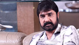 అతడిని నమ్మి చాలా డబ్బు పోగొట్టుకున్నాను.. శ్రీకాంత్..