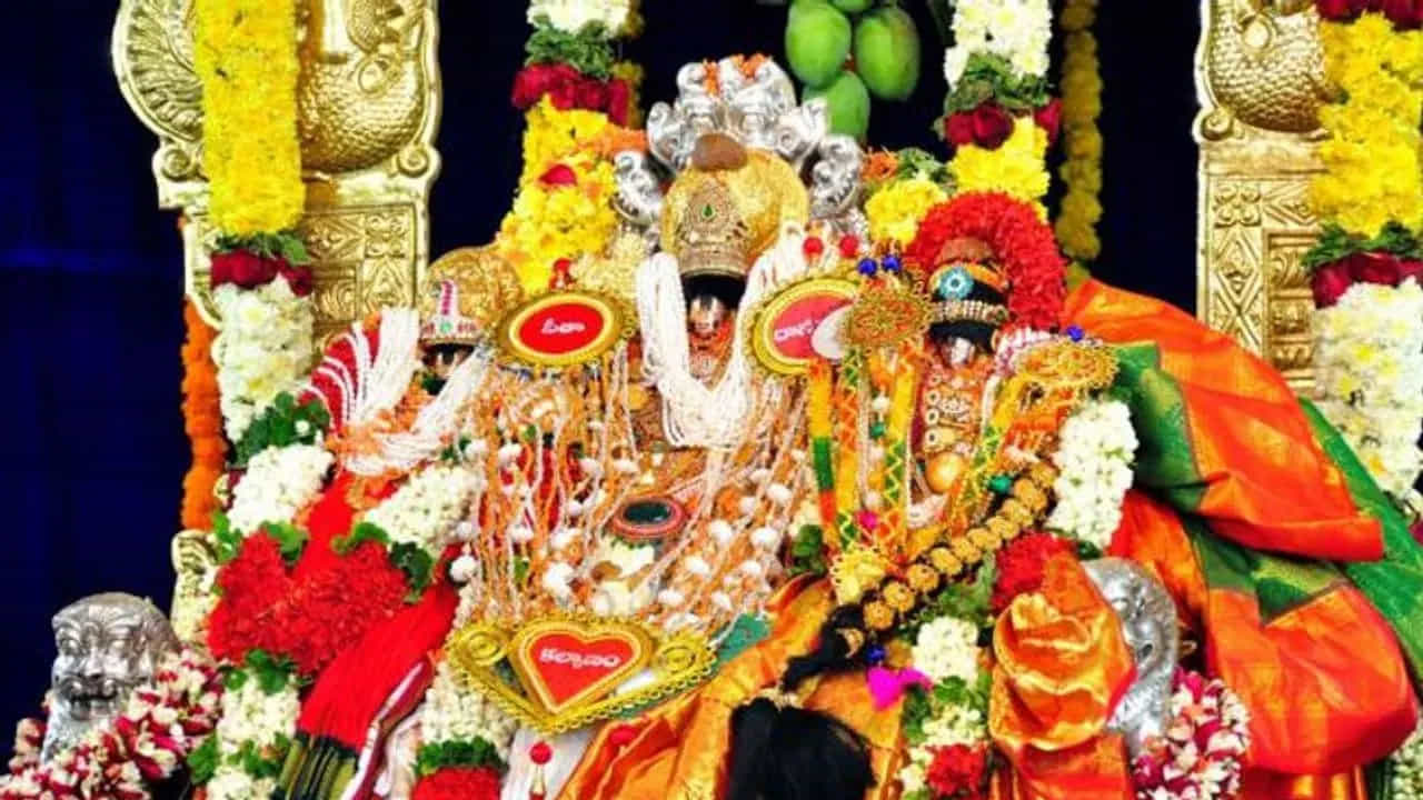 శ్రీరామ నవమి రోజు నుంచి రెండు రాశుల వారి జీవితం పూర్తిగా మారిపోనుంది. ఈ రాశుల వారు కొంతకాలం నుంచి ఎన్నో కష్టాలు పడుతున్నారు. రాముడు అనుగ్రహంతో వీరికి మంచి రోజులు రానున్నాయి. ఆ రాశులేంటో ఇక్కడ చదివి తెలుసుకుందాం..