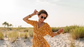 ముదురు రంగులకు బైబై.. తేలికపాటి రంగులకు జై