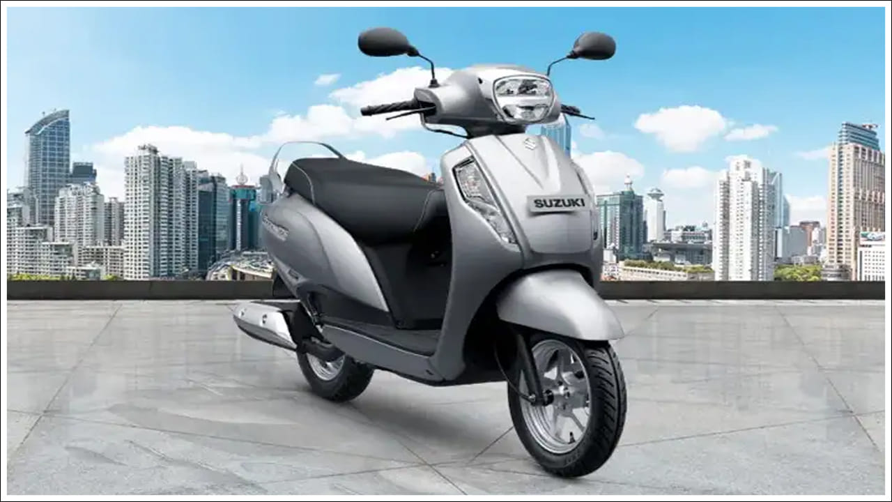  అయితే 2025 ఫిబ్రవరిలో కేవలం 59,039 సుజుకి యాక్సెస్ 125 స్కూటర్లు మాత్రమే అమ్ముడయ్యాయి. అంటే ఈసారి 11,098 సుజుకి యాక్సెస్ 125 స్కూటర్లు అదనంగా అమ్ముడయ్యాయి. దీంతో సుజుకి యాక్సెస్ 125 స్కూటర్ల అమ్మకాలు 18.80 శాతం అద్భుతమైన వృద్ధిని నమోదు చేశాయి.