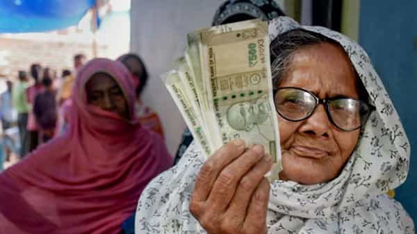 Telangana: వారికి తెలంగాణ ప్రభుత్వం అదిరిపోయే గుడ్న్యూస్.. కొత్తగా 2లక్షల పెన్షన్లు!