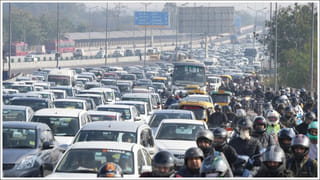 Chicken Prices: మాంసం ప్రియులకు బ్యాడ్‌న్యూస్‌.. కిలో చికెన్‌ ధర రూ.400