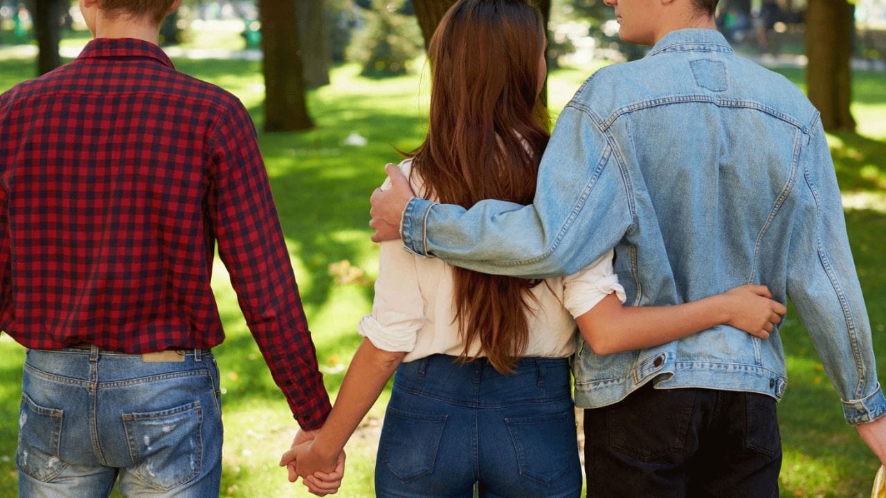 మోసం చేస్తున్నారని తెలిసినా రిలేషన్ కొనసాగించడమే కొత్త ట్రెండ్? ఏమని పిలుస్తారు