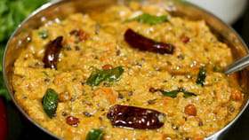 రొటీన్ చట్నీ బోర్ కొడితే టమాటో పల్లీల చట్నీ ట్రై చేయండి