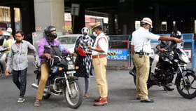 మీ వాహనంపై ట్రాఫిక్‌ చలాన్స్‌ ఉన్నాయా..? మీకో అదిరిపోయే శుభవార్త