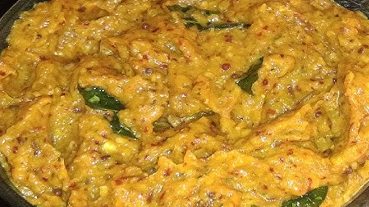 ఉల్లిపాయలు బాగా మగ్గితే పచ్చడి టేస్టీగా ఉంటుంది. కారం ఎక్కువగా ఉంటే బెల్లం లేదా పంచదార వేస్తే రుచి అదిరిపోతోంది . ఇలా తయారు చేస్తే పచ్చడి మూడు నుంచి రోజుల పాటు నిల్వ ఉంటుంది