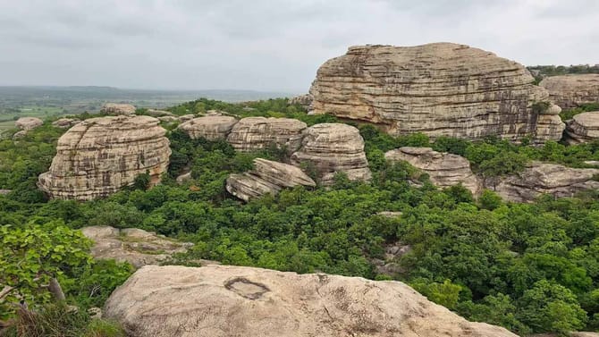 మూడేళ్లుగా వాగులో బండరాయిగా వదిలేశారు.. తీరా చూస్తే షాక్!