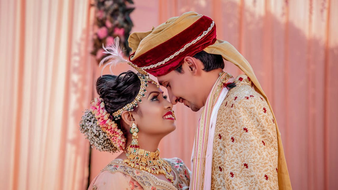 కానీ కొన్ని సందర్భాల్లో మాత్రం అన్నకంటే తమ్ముడు ముందుగా వివాహం చేసుకోవచ్చునంట. అది ఎప్పుడు అంటే. అన్న వికాలంగుడు, మానసిక స్థితిలేని వాడు, శారీరక అసమర్థుడు. లేదా నేను ఎప్పటికీ వివాహం చేసుకోను అని చెబితే, ఆ సందర్భంలో తమ్ముడు ముందుగా వివాహం చేసుకున్నా, ఎలాంటి దోషాలు ఉండవు అని చెబుతున్నారు పండితులు.