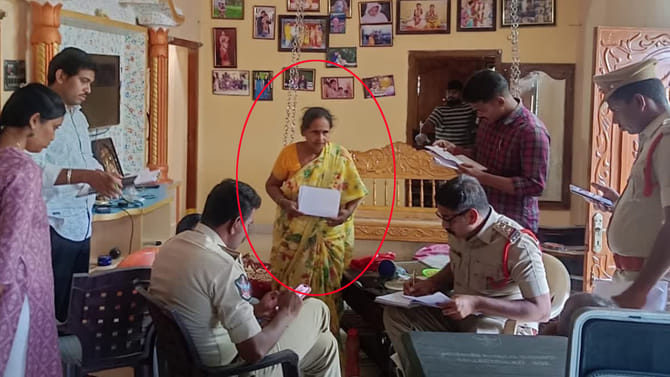 ఆంటీ స్కెచ్ అదిరింది.. కానీ ప్లానింగ్ లేకపోవడమే పట్టించింది..