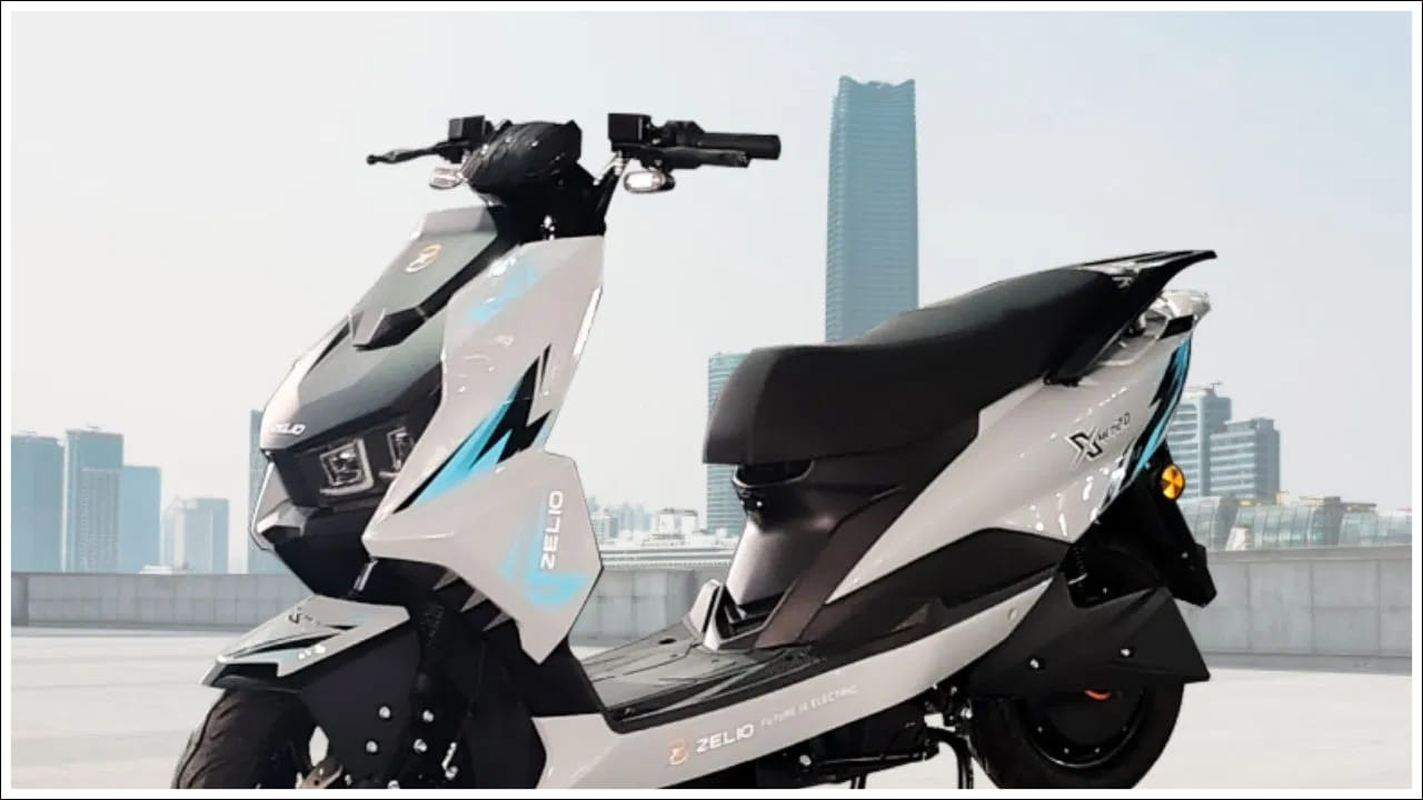  బ్యాటరీ 5 గంటల్లో ఛార్జ్: ఇందులో 60/72V BLDC హబ్ మోటార్ ఉంది. ఇది సుమారుగా 1.5 యూనిట్ల శక్తిని వినియోగిస్తుంది. వినియోగదారులు లిథియం బ్యాటరీ లేదా లెడ్-యాసిడ్ బ్యాటరీని ఎంచుకోవచ్చు. లిథియం బ్యాటరీలు ఛార్జ్ అవ్వడానికి సుమారు 4-5 గంటల సమయం పడుతుంది, అయితే లెడ్-యాసిడ్ బ్యాటరీలకు 8-10 గంటల సమయం పడుతుంది. 2026 మోడల్‌లో ఒక ప్రధాన మార్పు ఏమిటంటే మునుపటి 10-అంగుళాల వెనుక చక్రం స్థానంలో పెద్దదైన 12-అంగుళాల వెనుక చక్రం అమర్చడం. ఈ స్కూటర్‌లో 90/100-10 టైర్లు, ముందు వెనుక భాగాలలో హైడ్రాలిక్ షాక్ అబ్జార్బర్‌లు కూడా ఉన్నాయి.