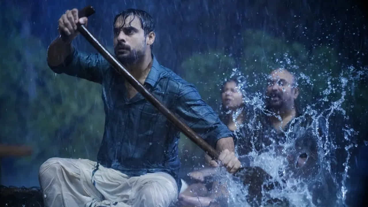 డాక్యుమెంటరీగా మారే అవకాశాలు ఎన్నో ఉన్నప్పటికీ, దర్శకుడు ఈ చిత్రాన్ని వాణిజ్య స్థాయికి తీసుకువచ్చి విజయవంతం చేశాడు. ఇందులో ఎన్నో పాత్రలు ఉన్నప్పటికీ, వాటిని తీర్చిదిద్దిన తీరు విశేషమనే చెప్పాలి. ప్రతి పాత్రకూ ఒక నేపథ్య కథ ఉండటం, అందరినీ ఒకేచోట చేర్చడంతో కథనం ఆసక్తికరంగా ఉంది. ప్రస్తుతం ఈ మూవీ ఓటీటీలో ట్రెండ్ అవుతుంది.