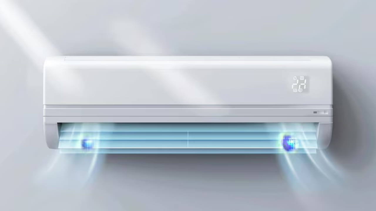 కొత్త BEE స్టార్ రేటింగ్స్ (2026 నిబంధనలు): భారత ప్రభుత్వం 2026 నుండి ఏసీల స్టార్ రేటింగ్ నిబంధనలను కఠినతరం చేసింది. 2024 లేదా 2025 నాటి 5-స్టార్ ఏసీ, కొత్త నిబంధనల ప్రకారం 3 లేదా 4-స్టార్‌కే పరిమితం కావచ్చు. కాబట్టి, ఏసీ కొనేటప్పుడు అది 2026 తయారీ మోడల్ అవునా కాదా అనేది తప్పక సరిచూసుకోవాలి.