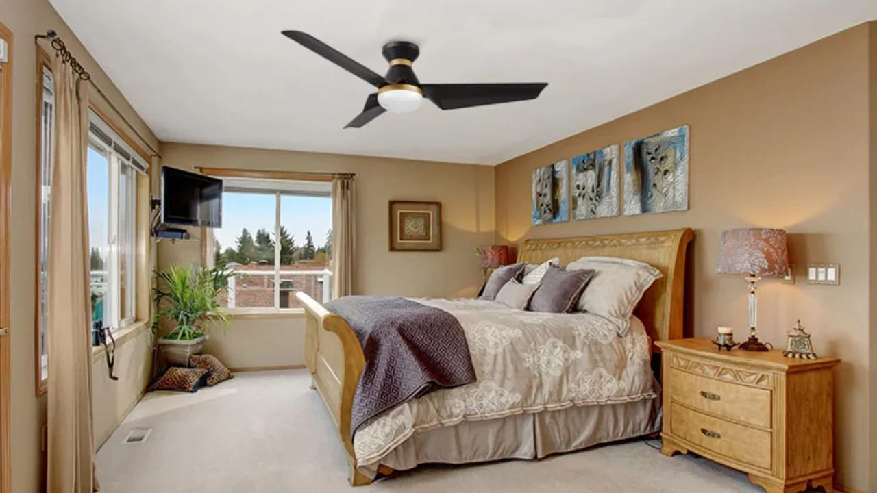 ఏది బెస్ట్..?: ఖచ్చితంగా 3 రెక్కల ఫ్యాన్ మాత్రమే విద్యుత్ ఆదా చేయడంలో ముందుంటుంది. దాని ఏరోడైనమిక్ డిజైన్ వల్ల తక్కువ పవర్‌తో ఎక్కువ గాలిని ఇస్తుంది. ఒకవేళ మీరు విద్యుత్ ఆదా గురించి ఆలోచిస్తే, బ్లేడ్ల సంఖ్యతో పాటు BEE స్టార్ రేటింగ్ ఉన్న ఫ్యాన్లను ఎంచుకోవడం ఉత్తమం.
