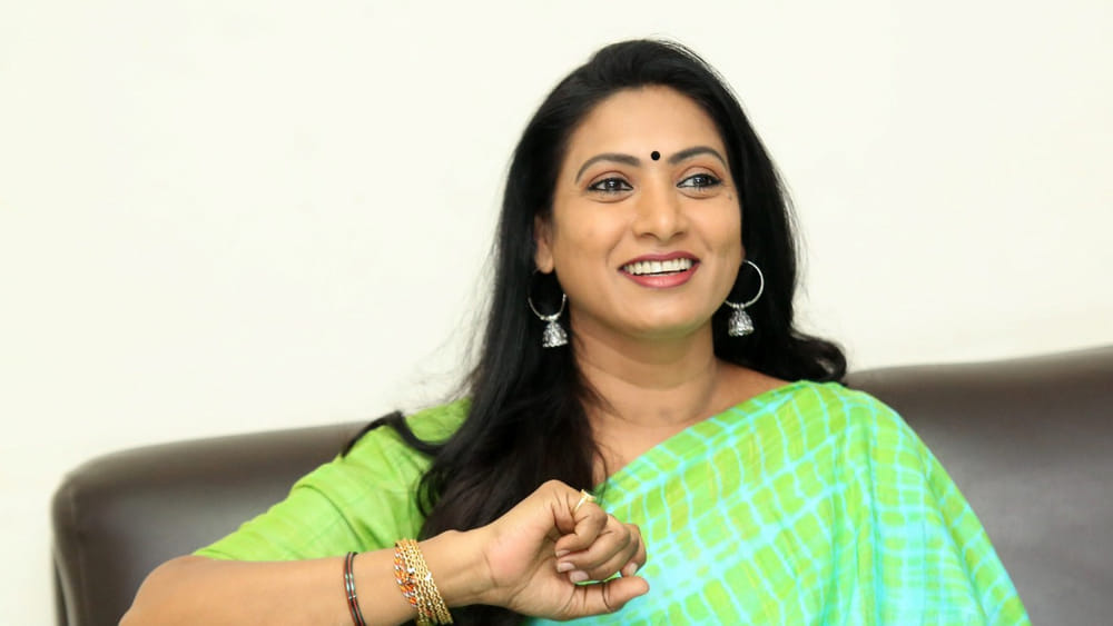 Aamani : వయసు 52 సంవత్సరాలు.. 365 రోజులు ఇదే తింటాను.. నా ఫిట్నెస్ సీక్రెట్ ఇదే.. ఆమని కామెంట్స్..