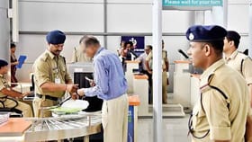 జాబ్ వచ్చిందని యూరప్ ఫ్లైట్ ఎక్కబోతుండగా షాక్..!