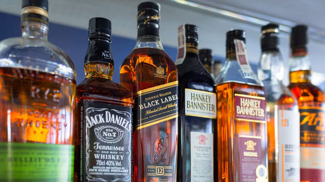 యుద్ద ఎఫెక్ట్.. పెరగనున్న మద్యం ధరలు