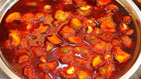 ఆల్ మిక్స్ ఆవకాయ పచ్చడి.. పొలాల్లో తింటే ముద్ద ముద్దకు స్వర్గమే