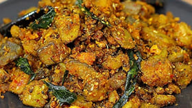 అరటికాయ కొబ్బరి వేపుడు ఇలా వండితే లొట్టలేసుకుని తినాల్సిందే