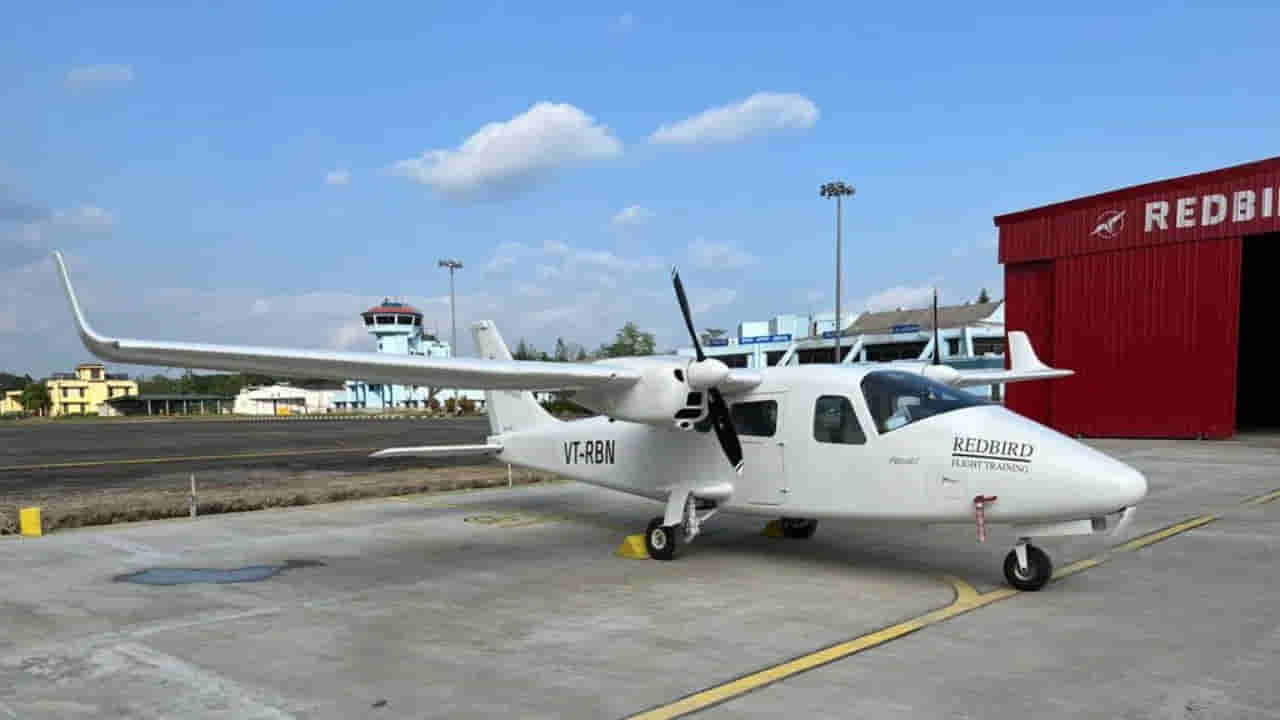 Hyderabad: పైలట్ అవుదామని కోటి ఆశలతో హైదరాబాద్కు.. ట్యూటర్ చేసిన దారుణంతో..