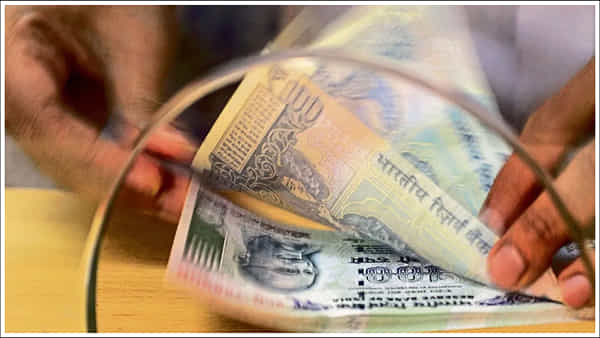 Savings Account: మీ బ్యాంకు అకౌంట్లో ఎప్పుడు పడితే అప్పుడు డిపాజిట్ చేస్తున్నారా? ఏమవుతుందో తెలిస్తే షాకవుతారు!