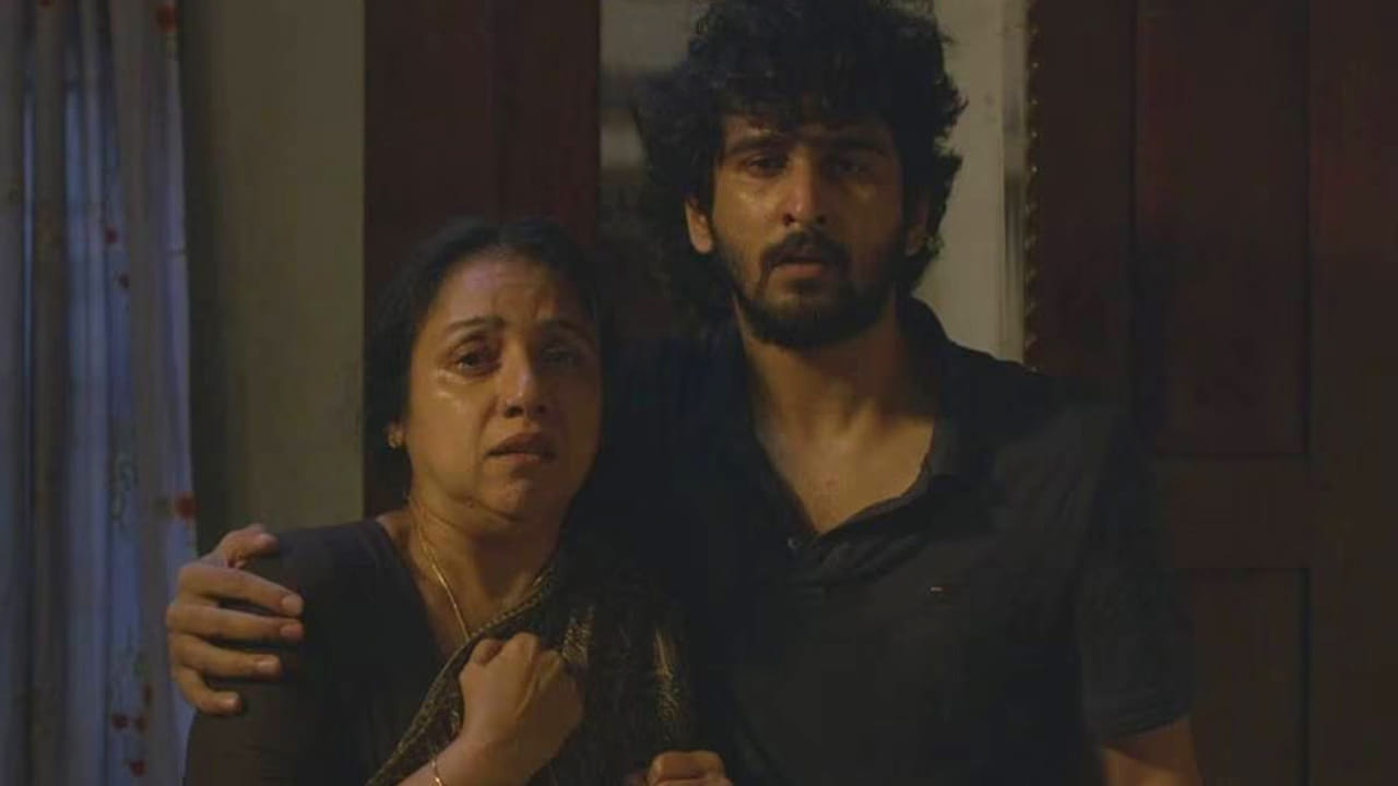  ఈ చిత్రంలో రేవతి, షేన్ నికమ్‌ల నటన అమోఘం. కథ ఎక్కువగా వీరిద్దరి చుట్టూనే తిరుగుతుంది. భయానక సన్నివేశాలలో గోపీ సుందర్ అందించిన నేపథ్య సంగీతం ఆ భయాన్ని మరింత పెంచుతుంది. ముఖ్యంగా సినిమా క్లైమాక్స్ సన్నివేశంలో గుండె వేగాన్ని ఆపుకోలేం. సినిమా ముగిసిన తర్వాత ప్రేక్షకులలో ఒకరకమైన ప్రశాంతత కలిగిస్తుంది. 