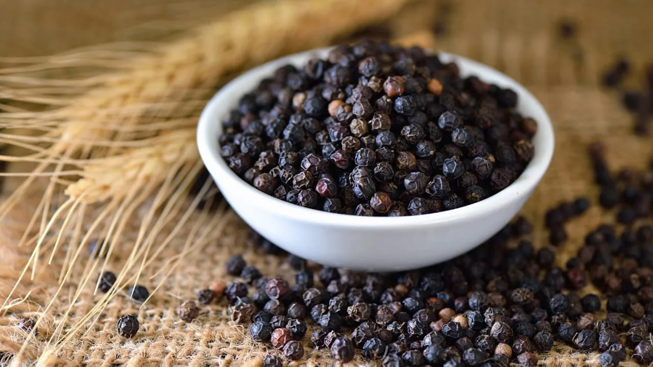 Black Pepper: ప్రపంచంలో ఏ దేశం అధికంగా మిరియాలను పండిస్తుందో తెలుసా?