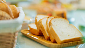 బ్రెడ్‌ ప్యాకెట్‌లో మొదటి, చివరి ముక్కలు ఎందుకు భిన్నంగా ఉంటాయి?