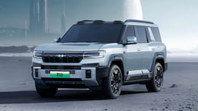 పెట్రోల్ లేకుండా 100 కి.మీ, ఫుల్ ట్యాంక్‌తో 1200 కి.మీలు..