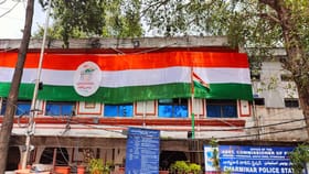 ఇలాంటి పోలీస్ అధికారి గల్లీకి ఒక్కడున్నా చాలేమో..!