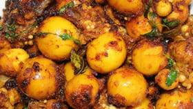 నాటు కోడి చిన్నగుడ్లకూర.. పళ్ళు లేని ముసలివాళ్ళ వరకూ తినొచ్చు