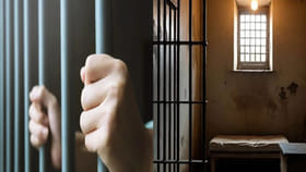 డబ్బులు కట్టి మరీ జైలుకు క్యూ కడుతున్న జనం.. ఎందుకో తెలిస్తే..