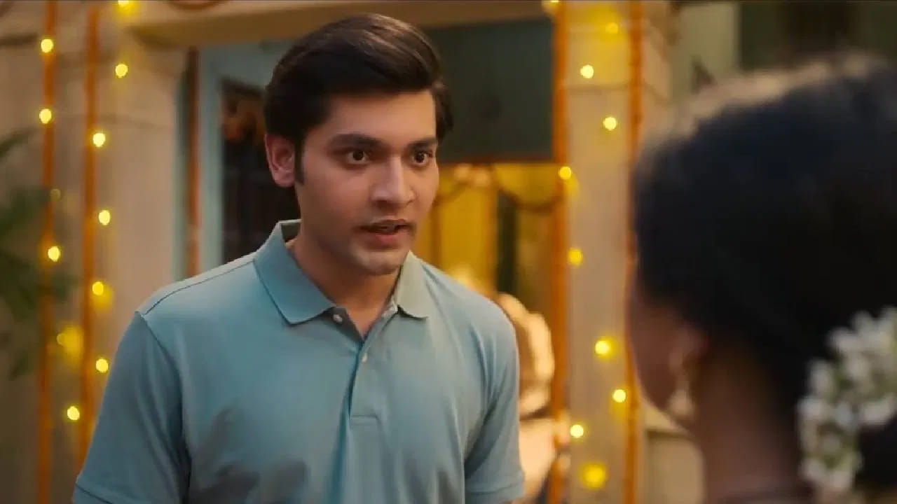 సిద్ధార్థ్ 'క్రిమినల్ జస్టిస్' మూడవ సీజన్‌లో కూడా నటించాడు. ఇందులో అతను రౌనక్ పాత్రను పోషించాడు. ఇది కాకుండా, అతను 'నాట్ డేటింగ్'  'దో గుబ్బారే' వంటి షోలలో కూడా పనిచేశాడు. కానీ చిరయ్య వెబ్ సిరీస్ ద్వారా ఒక్కసారిగా పాపులర్ అయ్యాడు. ఇందులో నెగిటివ్ షేడ్స్ ఉన్న పాత్రలో నటించాడు. 