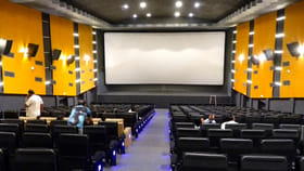 తిరగబడ్డ వెండితెర బొమ్మ..!