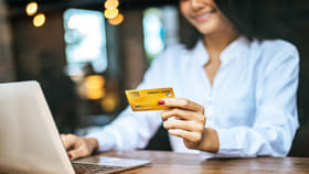 ఈ 5 తప్పులు చేస్తే మీ ఆర్థిక పరిస్థితి తలకిందులవ్వడం ఖాయం!