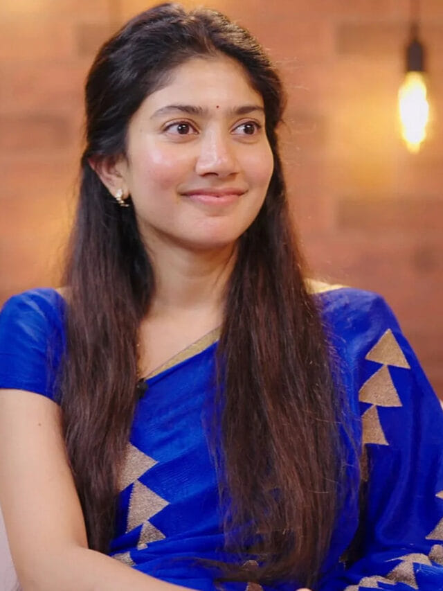 అలా చూడగానే బాధేసింది.. నేను అలా చెప్పలేదు.. సాయి పల్లవి..