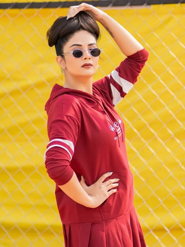 అన్నం తింటుందో, అందం తింటుందో.. శ్రీముఖి అందాలకు ఫిదా అవ్వాల్సిందే!